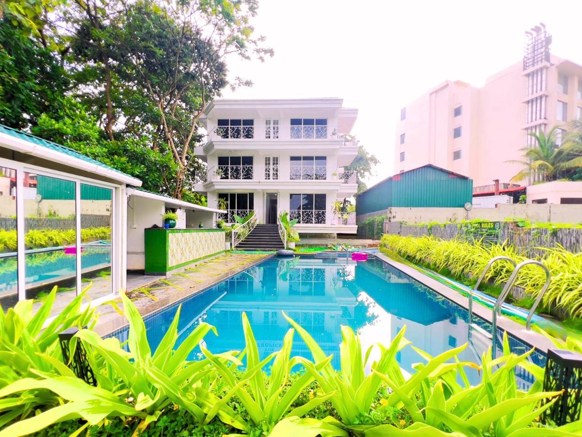 The Mayfield Resort, Vagator Anjuna Esterno foto