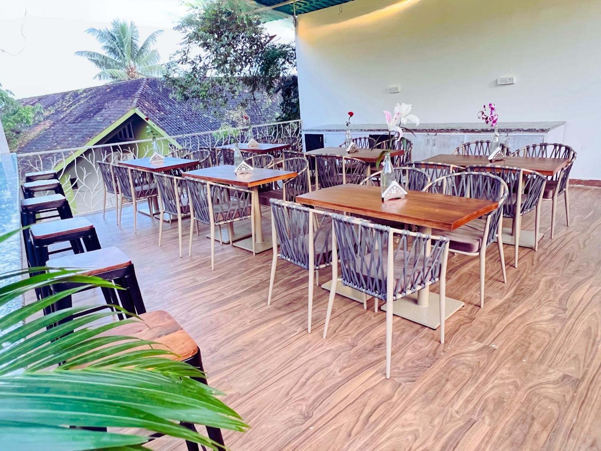 The Mayfield Resort, Vagator Anjuna Esterno foto