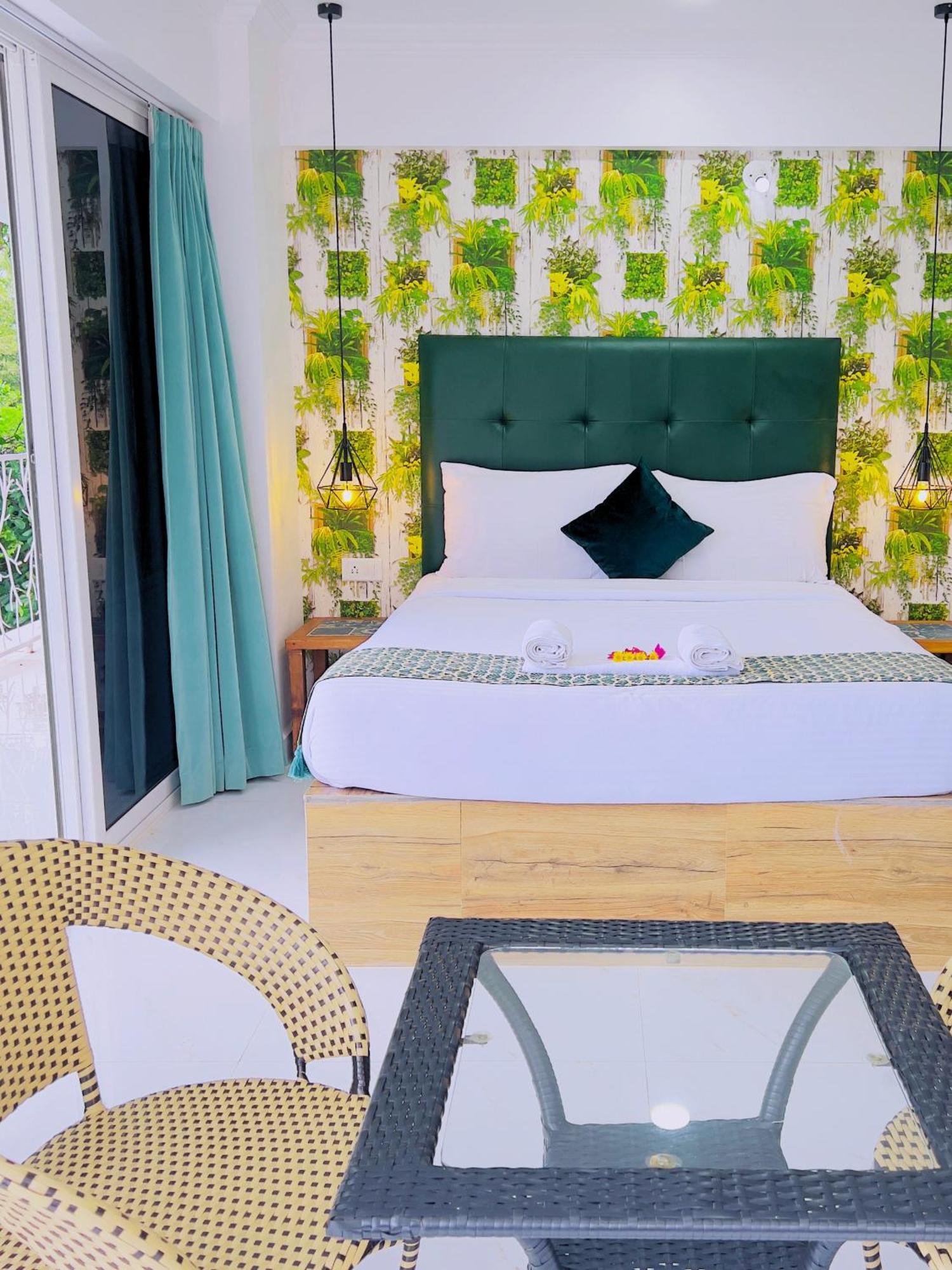 The Mayfield Resort, Vagator Anjuna Esterno foto