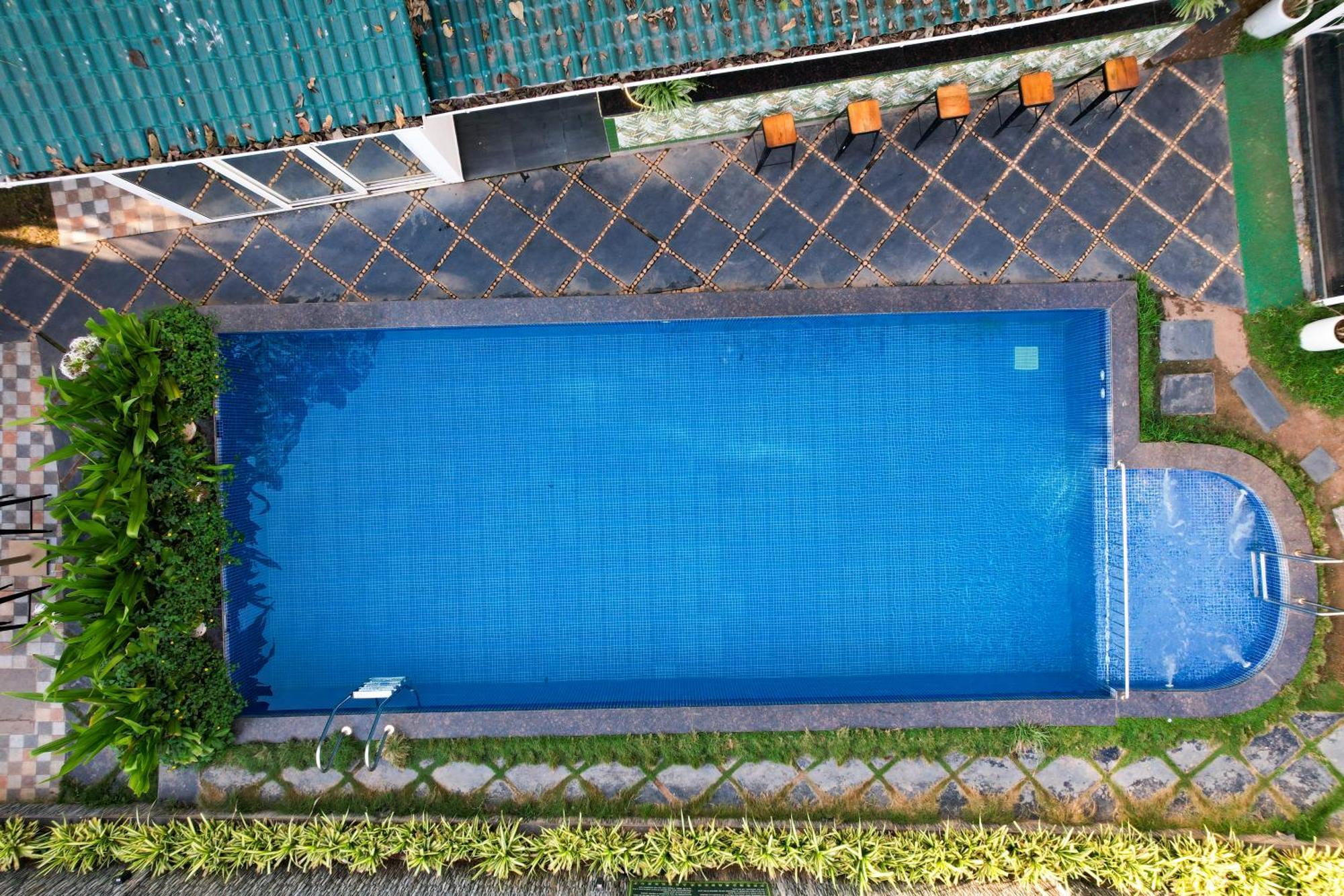 The Mayfield Resort, Vagator Anjuna Esterno foto