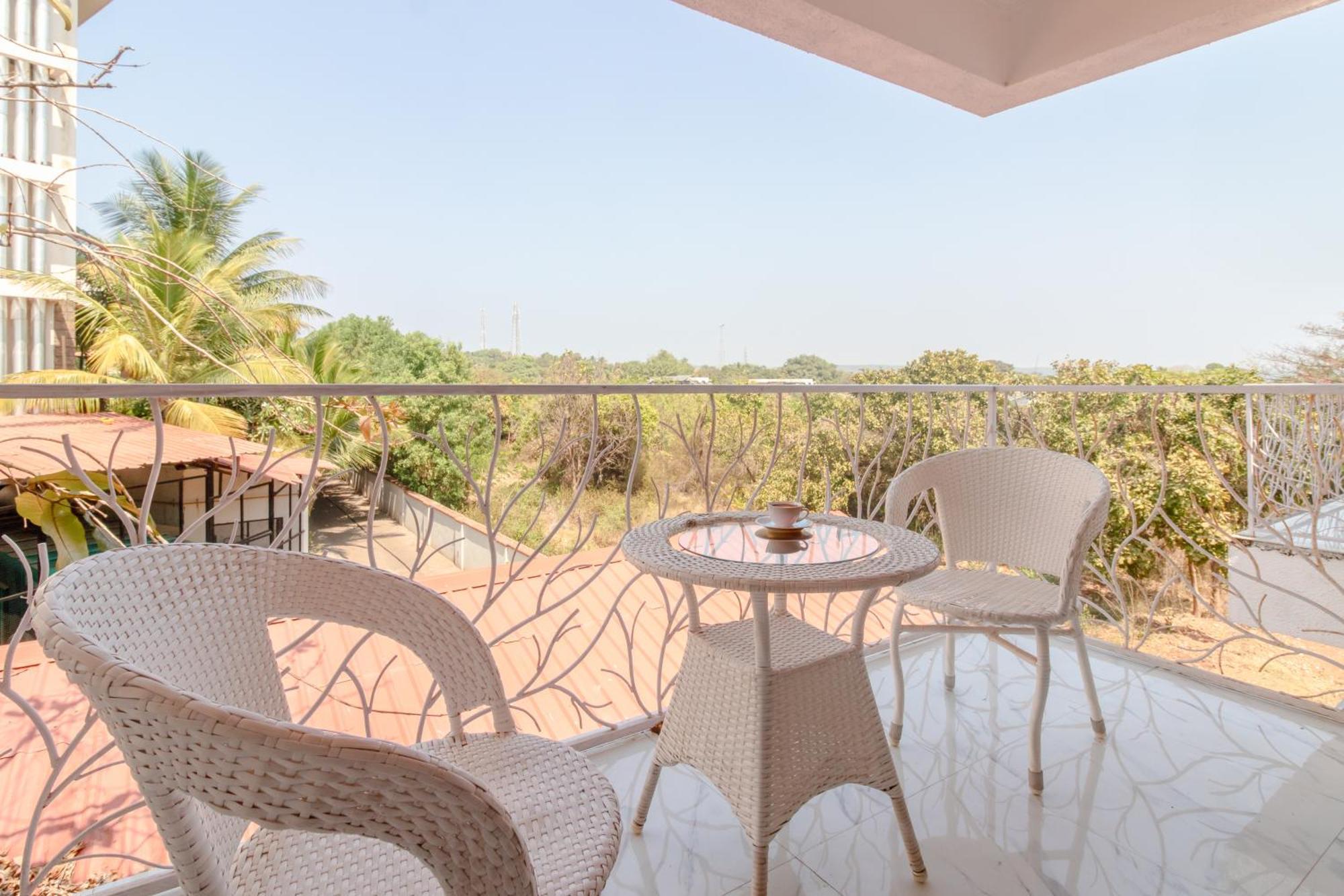 The Mayfield Resort, Vagator Anjuna Esterno foto